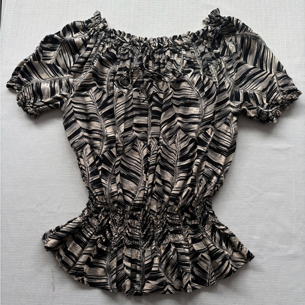 Chances Stylish Black and White Women's Top Shirred waist and Ruffled Neckline